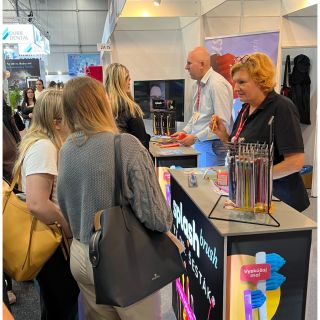 Spomienky na @pragodent_dentalni_veletrh ❤️ Ďakujeme všetkým za návštevu nášho stánku, milé rozhovory, záujem aj krásne...